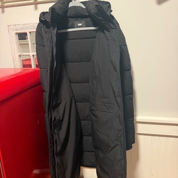 DKNY LONG PUFFY COAT WITH HOOD. - Picture 1 of 2